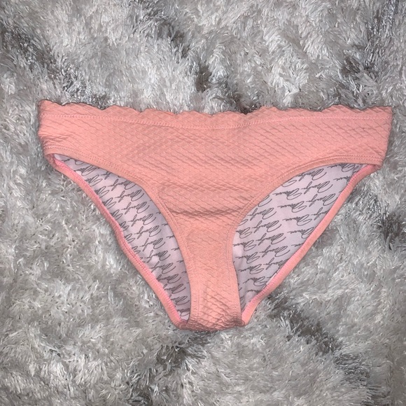 Light pink Bikini - Picture 3 of 3